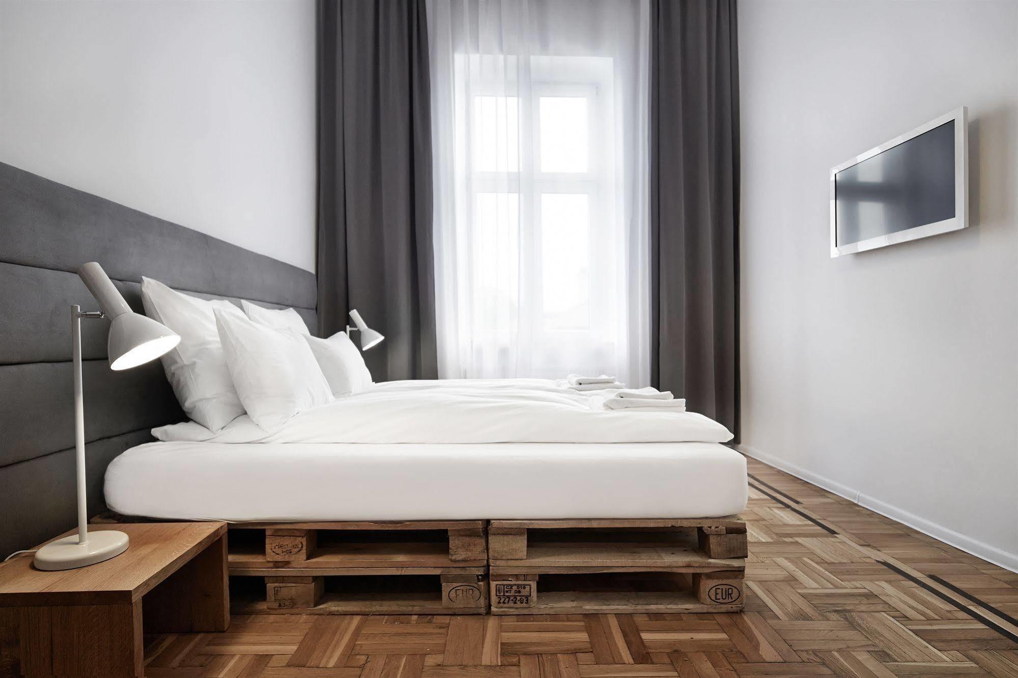 Laiko Apartments Cracovie Extérieur photo